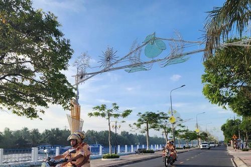 Con sẽ về nhà - sau tết