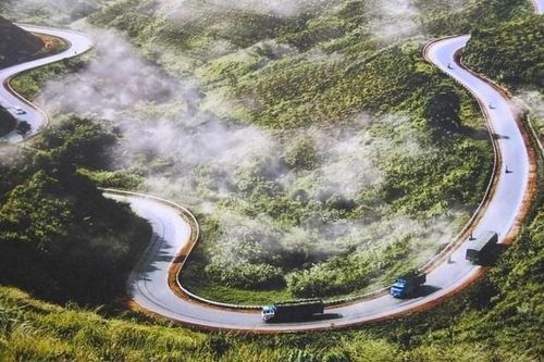 Đèo Long Lanh (Lâm Đồng): Cung đường thơ mộng uốn lượn quanh dãy núi Lang Biang
