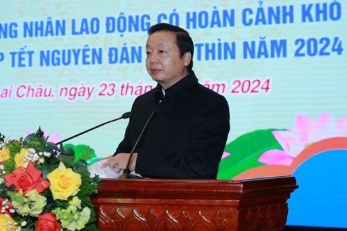 Phó Thủ tướng Trần Hồng Hà dự chương trình 'Tết Sum vầy – Xuân Chia sẻ' năm 2024 tại Lai Châu