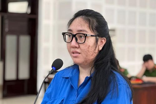 Lừa đảo bán vé chuyến bay giải cứu, nữ giám đốc lĩnh 14 năm tù