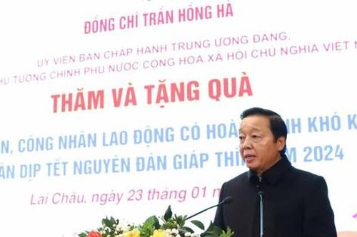 Phó Thủ tướng Trần Hồng Hà trao quà Tết tại Lai Châu