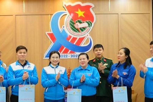 Ấm áp Xuân biên giới - Tết biển đảo tại Hà Giang