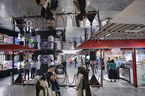 Singapore bắt đầu triển khai robot và dịch vụ bán lẻ kỹ thuật số