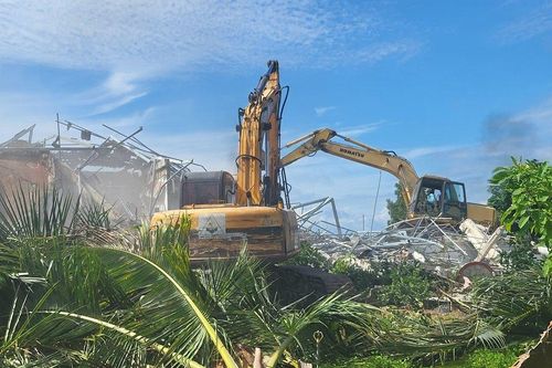 Vụ 79 căn biệt thự xây dựng trái phép ở Phú Quốc: 5 người dân tự nguyện tháo dỡ