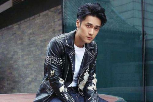 Một nam diễn viên bồi thường 240 tỷ tội bạo hành bạn gái?