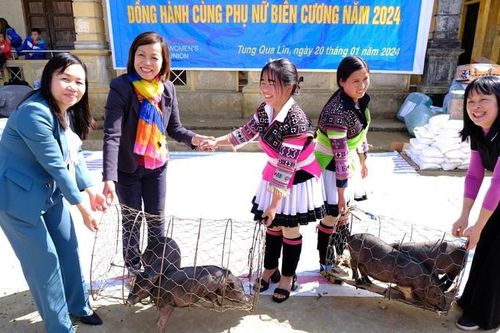 Đồng hành mang no ấm về với phụ nữ biên cương