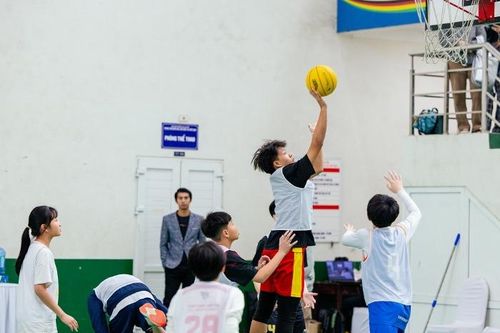 Ngày hội bóng rổ High Hoop đến với hơn 650 học sinh Hà Nội