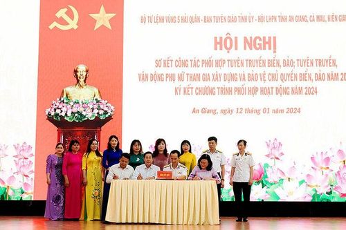 Tiếp tục đẩy mạnh công tác phối hợp tuyên truyền biển, đảo