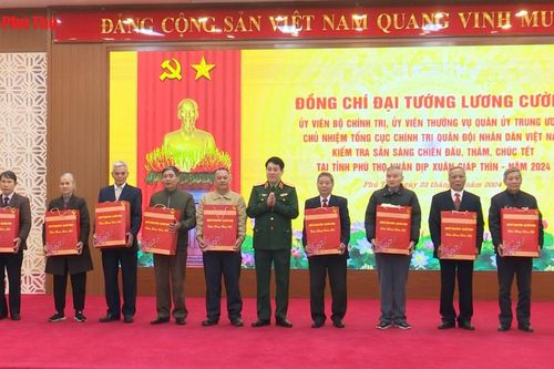 Đại tướng Lương Cường thăm và chúc Tết tại tỉnh Phú Thọ
