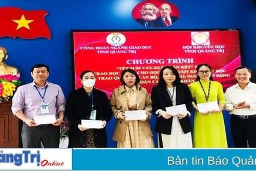 Nỗ lực chăm lo Tết cho giáo viên