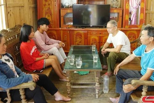 Cầu nối gắn kết giữa Đảng với nhân dân
