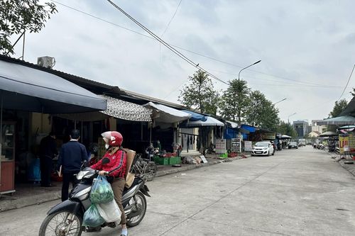 TP. Sông Công: Chợ lèo tèo khách mua, tiểu thương gặp khó