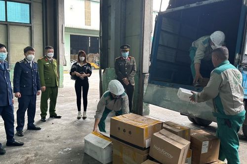 Bắc Ninh tiêu hủy lô hàng thực phẩm, mỹ phẩm nhập lậu trị giá gần 900 triệu đồng