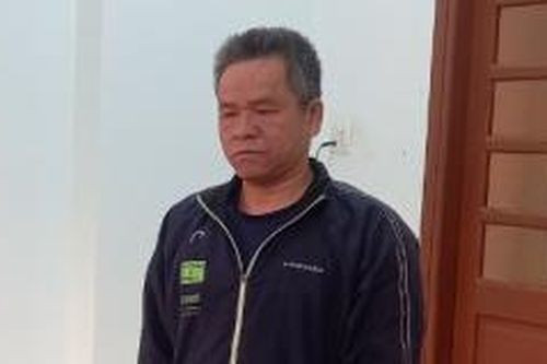 Bị bắt khi đang chở pháo nổ đi bán kiếm lời