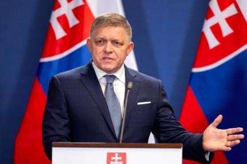 Cú đảo chiều chính sách của Slovakia đối với chiến sự ở Ukraine