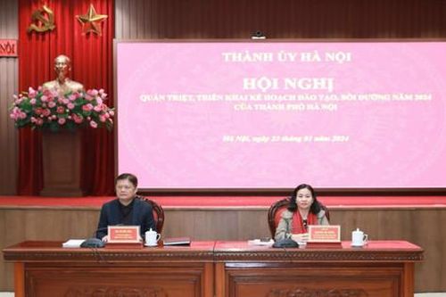 Xây dựng đội ngũ cán bộ có năng lực, trình độ, khát vọng cống hiến