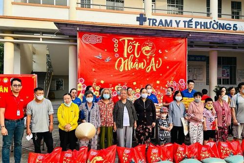 4.700 phần quà Tết nhân ái dịp Tết Nguyên đán Giáp Thìn 2024