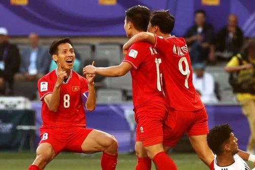 Quang Hải ghi bàn, Việt Nam vẫn thua Iraq ở phút cuối