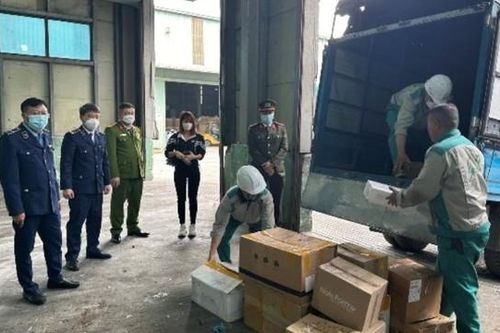Bắc Ninh: Phạt hành chính hơn 102 triệu đồng một hộ kinh doanh hàng lậu