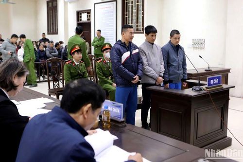 Xét xử vụ 'Nhận hối lộ' xảy ra tại Công ty cổ phần đăng kiểm xe cơ giới Thái Bình