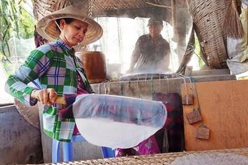 Cù lao Mây nhộn nhịp mùa bánh tráng