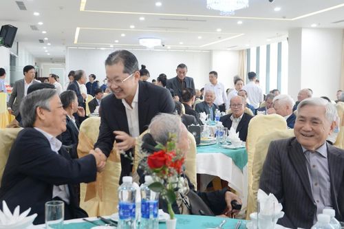 Lãnh đạo thành phố Đà Nẵng gặp mặt cán bộ hưu trí cao cấp