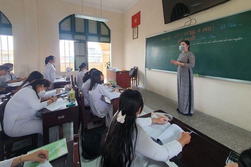 Định dạng đề thi tốt nghiệp THPT từ năm 2025: Nhanh chóng triển khai