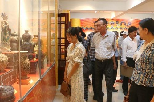 Giới thiệu gần 200 hiện vật về hình tượng rồng trong văn hóa Việt Nam