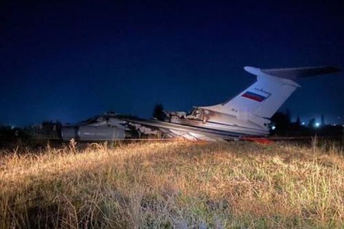 Nga: Máy bay chở 65 tù binh rơi gần biên giới Ukraine
