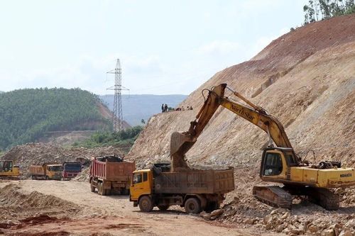 Quảng Bình chậm bàn giao mặt bằng dự án đường bộ cao tốc Bắc-Nam