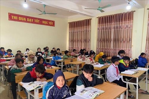 Chủ động ứng phó, đảm bảo sức khỏe cho học sinh vùng cao trong những ngày giá rét
