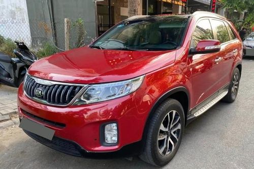 Kia Sorento lăn bánh 4 năm chào bán với giá chỉ ngang Hyundai Creta