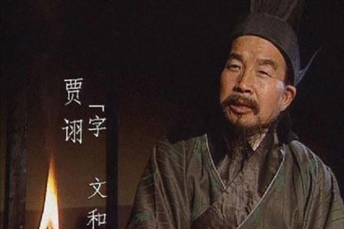 Gia Cát Lượng, Tào Tháo đều nổi tiếng 'mưu kế' nhưng vẫn thua người này, tuy 'kiệm lời' nhưng từng hiến kế hại chết Tào Ngang, Điển Vi... Là người thông minh nhất Tam Quốc