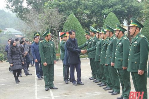 Trưởng Ban Tuyên giáo Tỉnh ủy Đào Xuân Yên thăm, kiểm tra tình hình sản xuất, đời sống Nhân dân huyện Lang Chánh