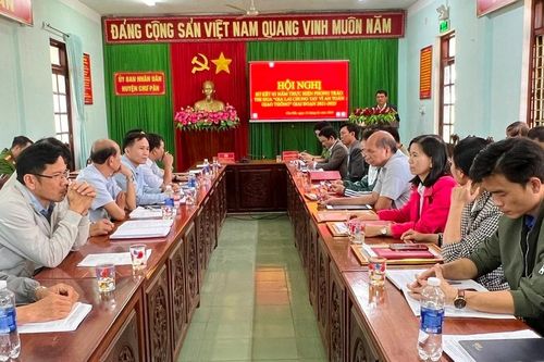 Chư Păh: Sơ kết 3 năm thi đua 'Gia Lai chung tay vì an toàn giao thông'