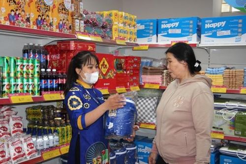 Lao động làm thêm dịp cuối năm: Nhu cầu tăng cao