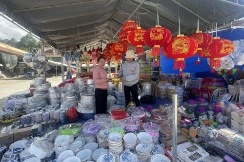 Khánh Sơn: Chăm lo Tết cho người dân