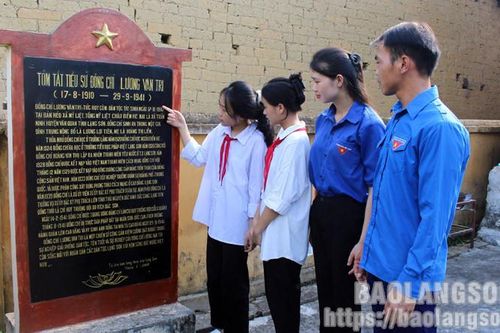 Đẩy mạnh tuyên truyền, giáo dục lịch sử truyền thống