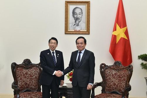 Tăng cường hợp tác nhiều mặt giữa tỉnh Fukuoka với Hà Nội
