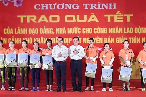 Phó Chủ tịch Quốc hội Nguyễn Khắc Định thăm, chúc Tết tại Khánh Hòa