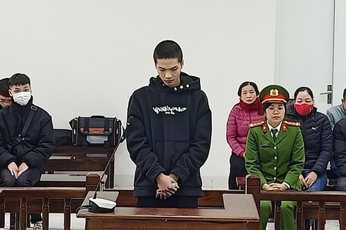 Buôn pháo trên mạng, nam sinh lĩnh 12 tháng tù