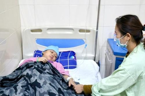 MS 904: Cậu bé 8 tuổi người dân tộc Nùng mắc ung thư máu không có tiền chạy chữa mong được giúp đỡ