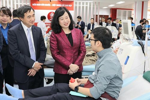 Cần hơn 120.000 đơn vị máu, tiểu cầu cho điều trị dịp Tết Giáp Thìn