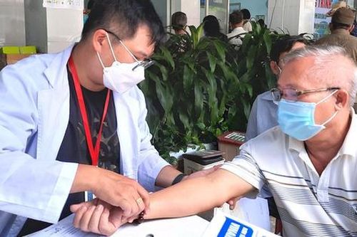 TPHCM xây dựng thành phố thân thiện với người cao tuổi