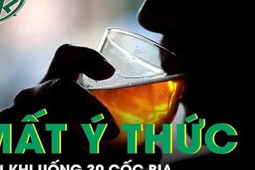 Mất ý thức, huyết áp tăng cao sau khi uống 30 cốc bia trong buổi tiệc cuối năm
