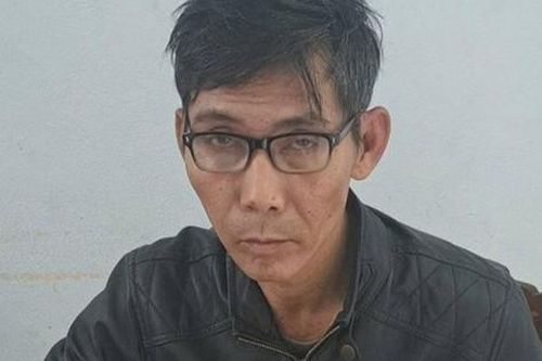 Bắt đối tượng 4 tiền án luôn mang súng phòng thân