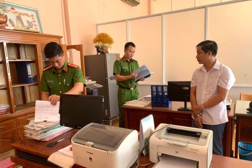 Bắt Giám đốc buôn hàng lậu gần 20 tỷ đồng