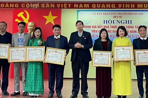Chênh lệch giới tính khi sinh của Hà Nội là 111,2 trẻ trai/100 trẻ gái