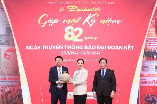 Chuyên nghiệp, hiện đại và nhân văn