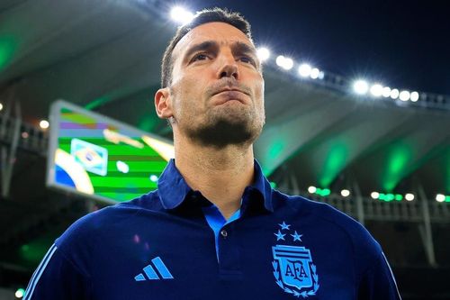 HLV Scaloni chấm dứt đồn đoán về tương lai ở tuyển Argentina